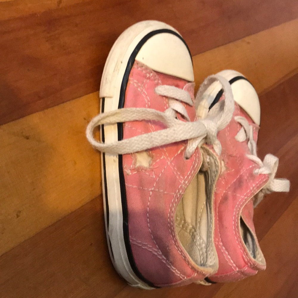 Converse - Picture 4 of 4